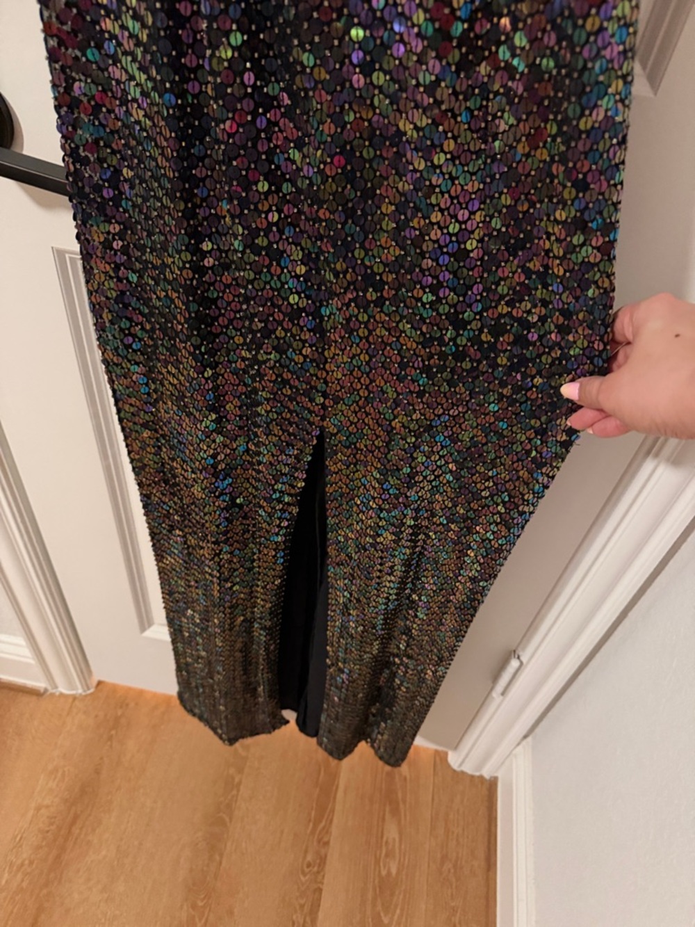 CACHÉ BEADED LONG DRESS SIZE 4 - Picture 5 of 6